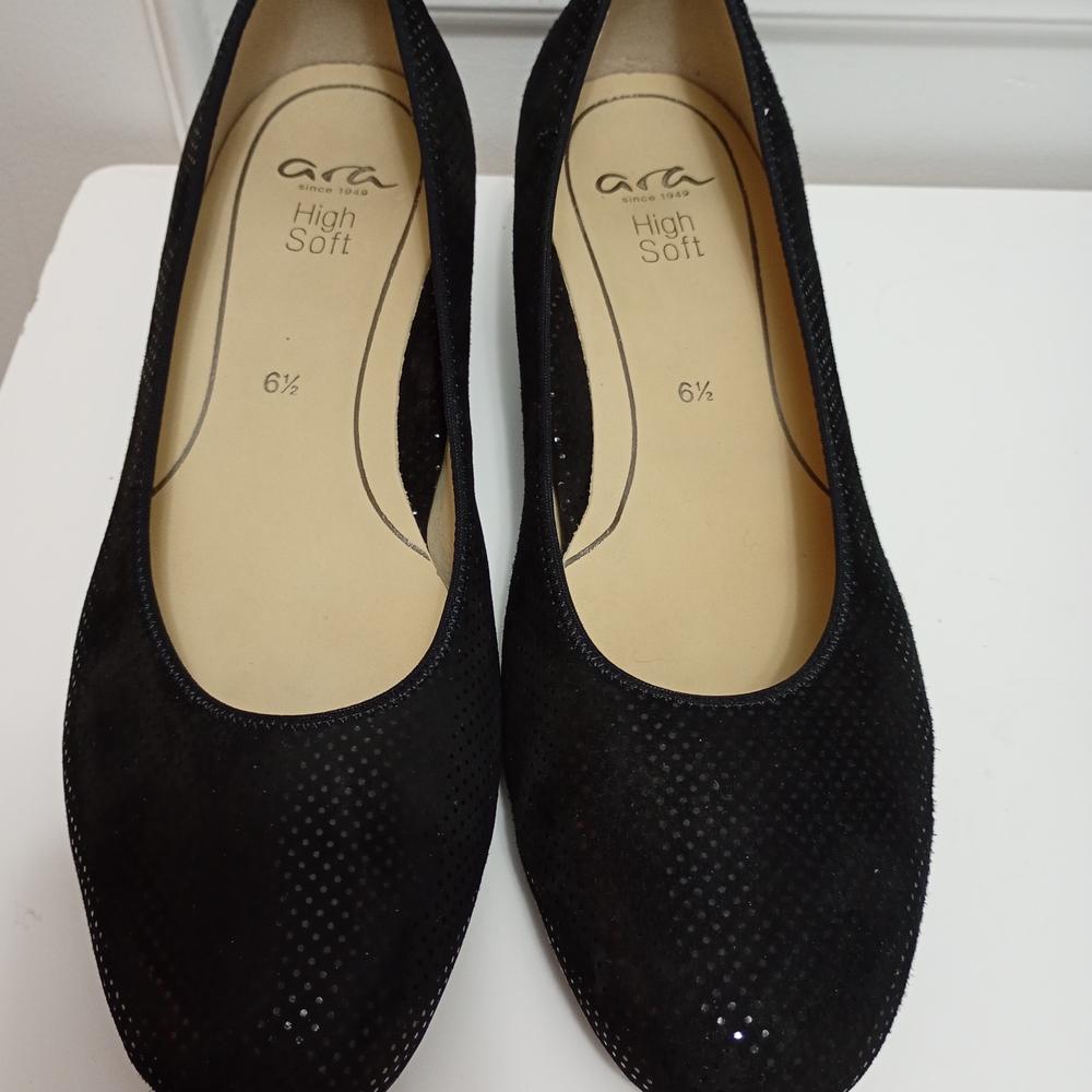 Ara Women's Black High Soft Shoes